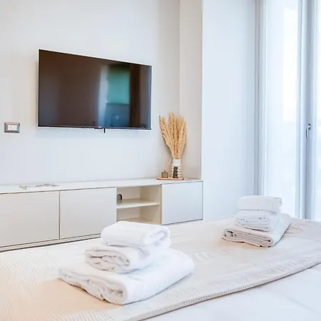 Easylife - Mono Con Balcone In Sant'agostino Milan