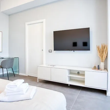 Easylife - Mono Con Balcone In Sant'agostino Apartment